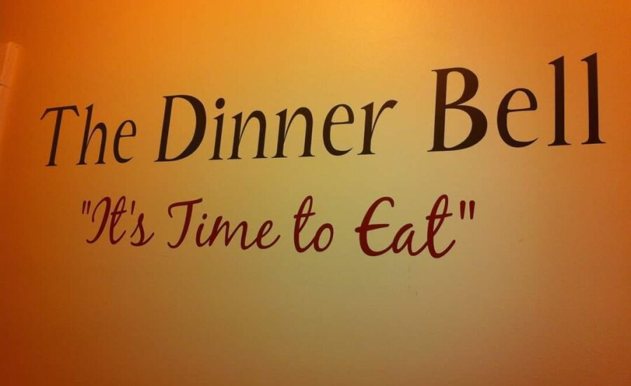 The Dinner Bell logo