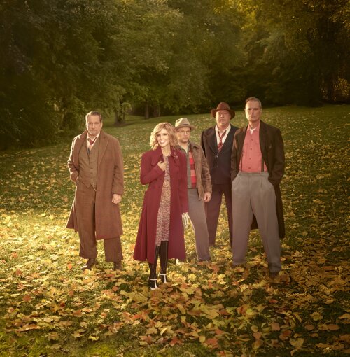 Alison Krauss & Union Station featuring Jerry Douglas
