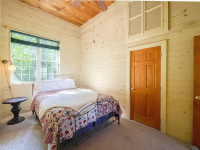 Chautauqua Farmhouse Retreat bedroom