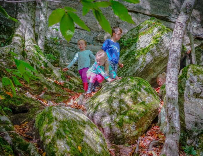 Children at Panama Rocks