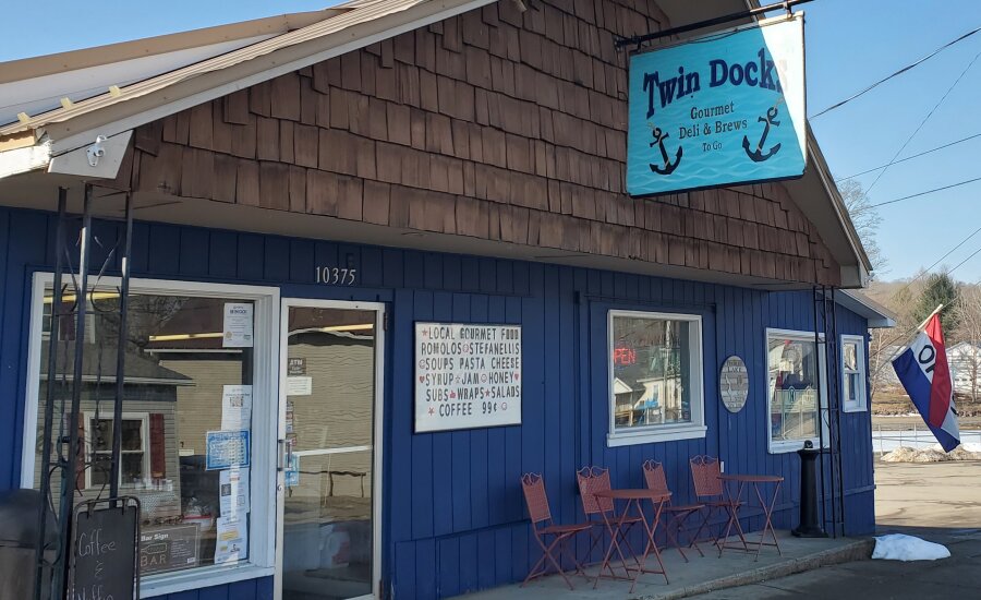 Twin Docks Gourmet Food and Deli exterior