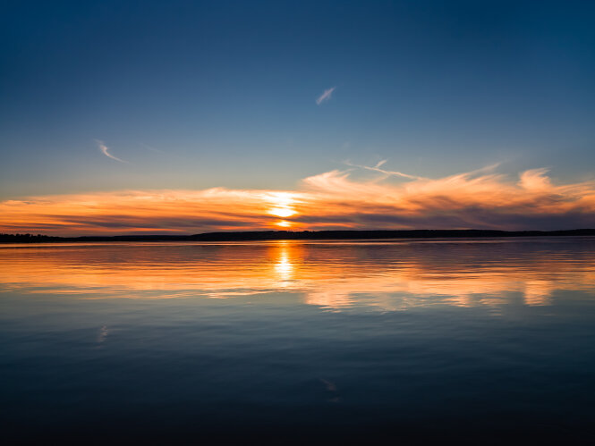 sunrise on chq lake