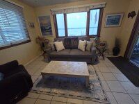 Maple Bay Get a Way living room