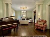 Edwards Waterhouse Inn piano