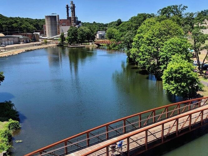 Jamestown Riverwalk Pedestrian Bridges