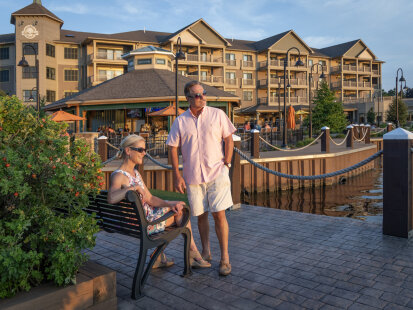 Couple in front of Chautauqua Harbor Hotel